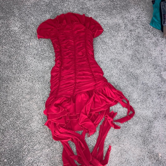 Backless salsa dress - Picture 2 of 2